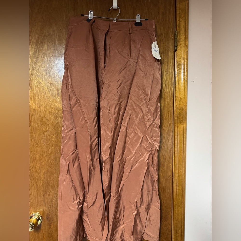 NWT Altar’d State Burnt orange satin / pleather wide leg pants trousers - Picture 2 of 5
